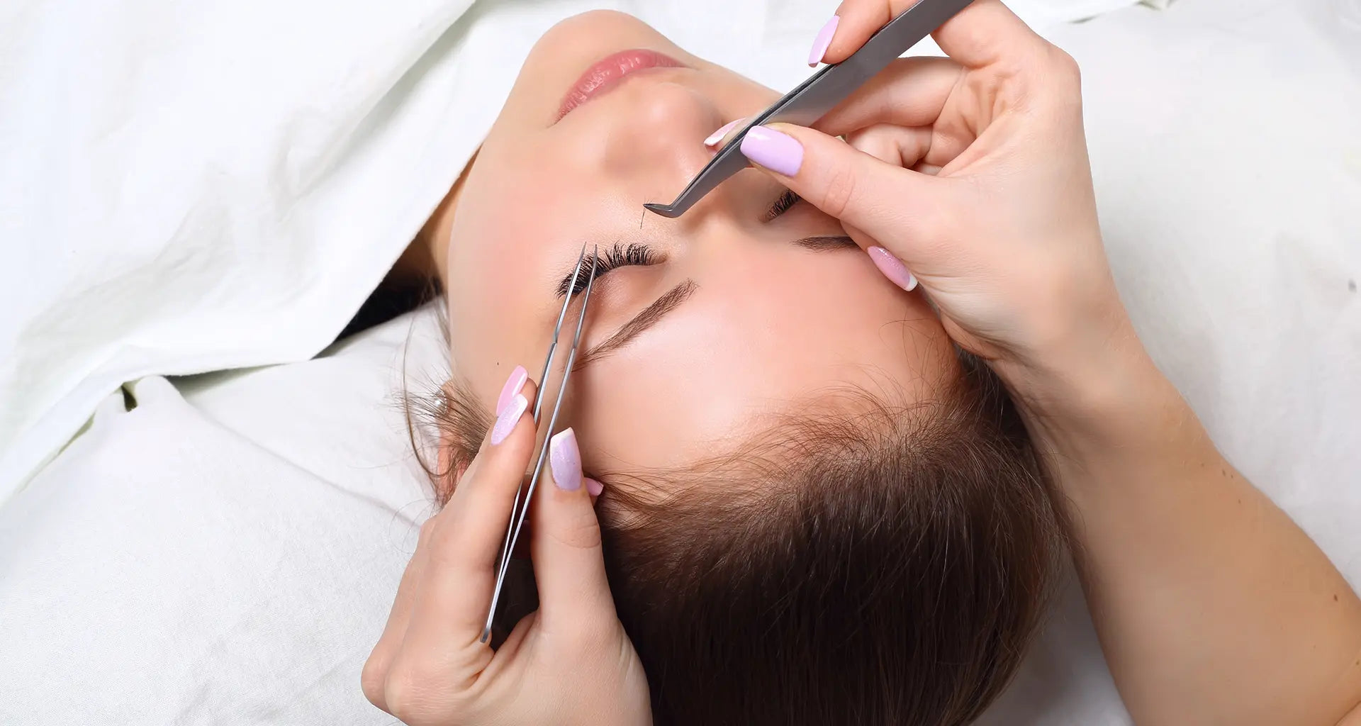 The Foundation of Thriving Eyelash Extension Boutiques: Key Ingredients for Success!